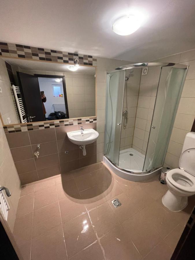 Malibu Apartman Miskolc Dış mekan fotoğraf