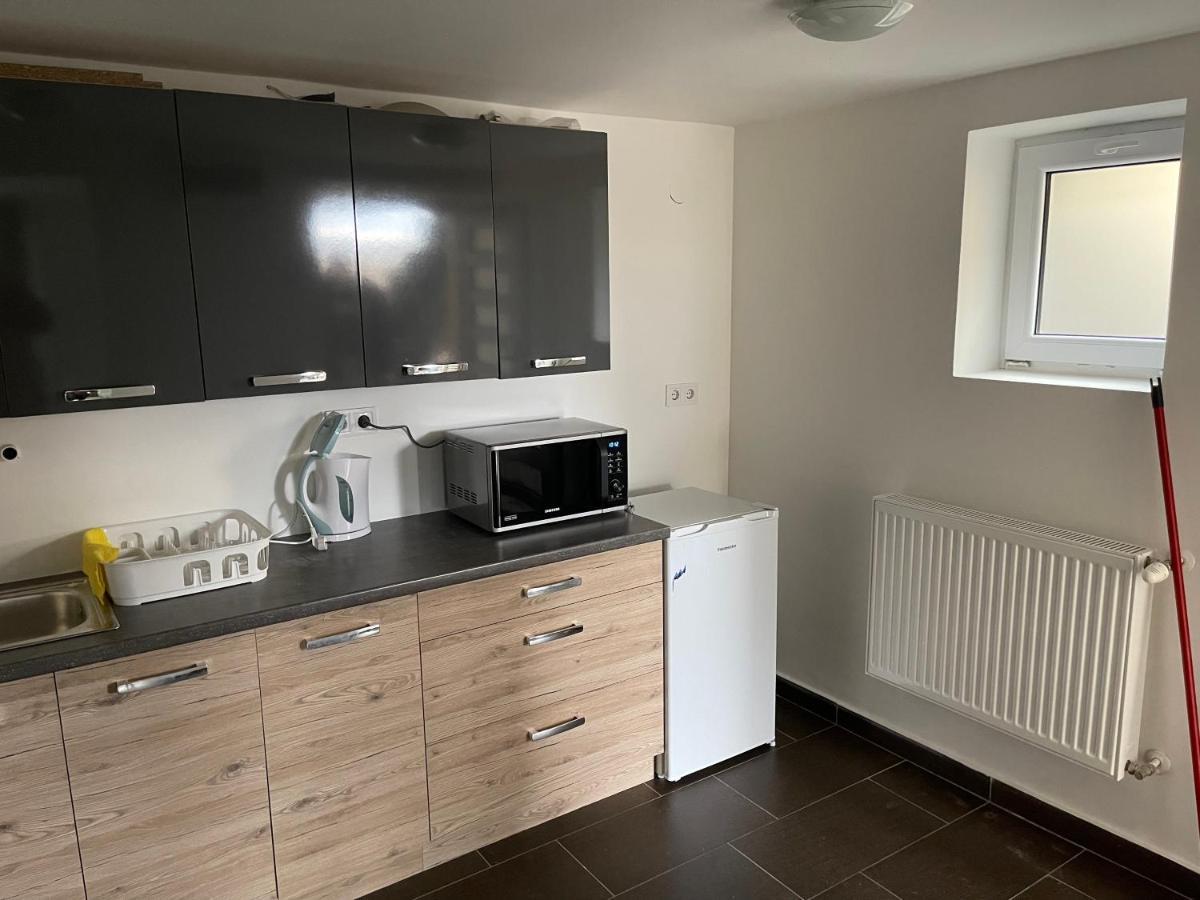 Malibu Apartman Miskolc Dış mekan fotoğraf